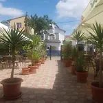 45 & Casa Galbena Costinesti