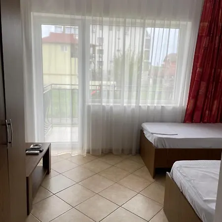 Гостевой дом 45 & Casa Galbena