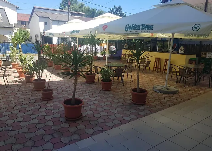 45 & Casa Galbena 3*