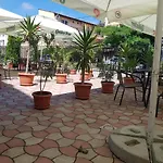 45 & Casa Galbena 3* Costinesti