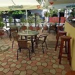 45 & Casa Galbena 3*