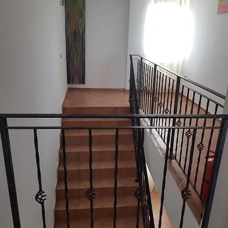 Guest house Casa Galbena