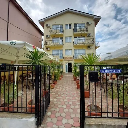 Casa Galbena *