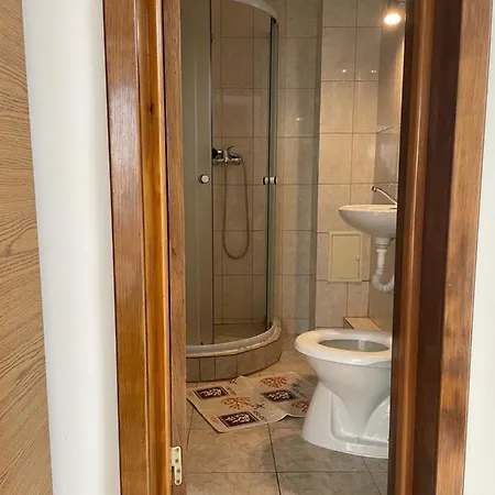 Πανσιόν 45 & Casa Galbena Costinești