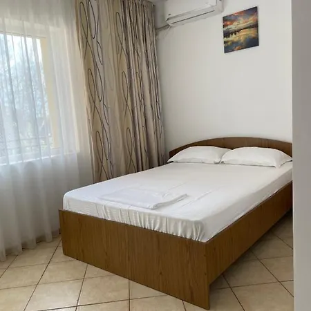 45 & Casa Galbena Πανσιόν