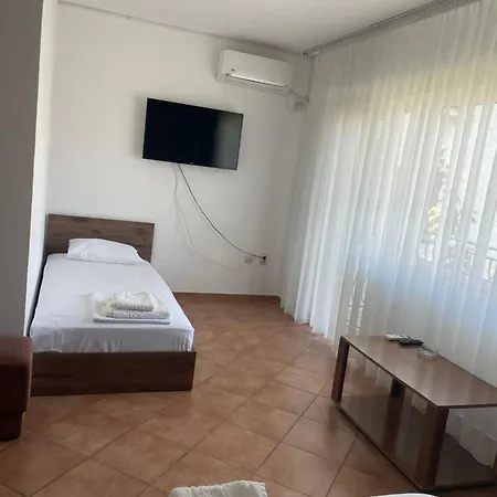 45 & Casa Galbena Πανσιόν